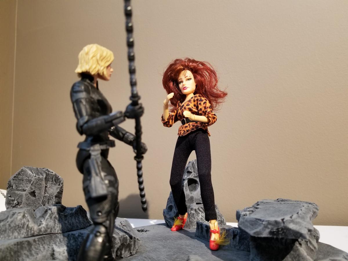 Peg can do basic action figure poses. Even holds them in heels.